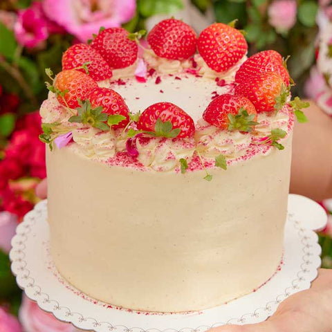Strawberries and cream layer cake